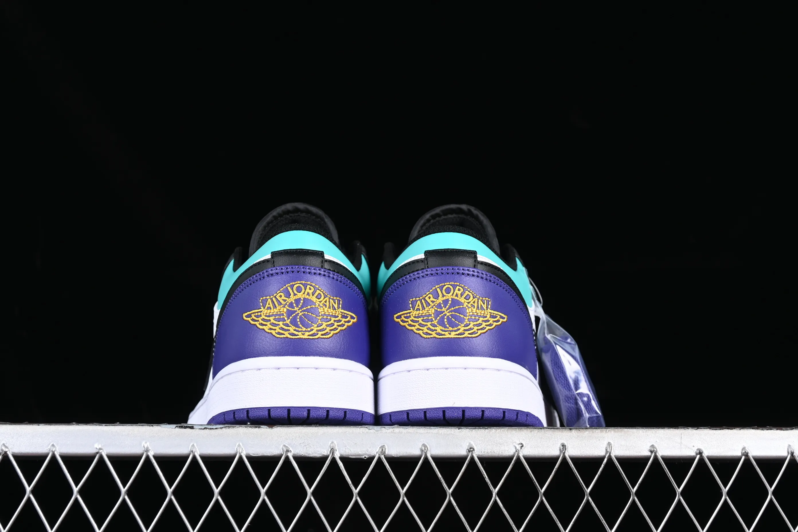 All categories Air Jordan Jordan series basketball shoes Air Jordan 1 Low Air Jordan 1 Low AJ1 Joe 1 color matching cultural low-top casual sneakers 553558-154